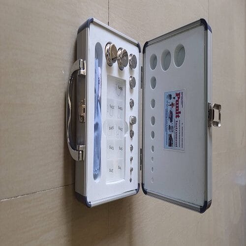 ANALYTICAL WEIGHT BOX